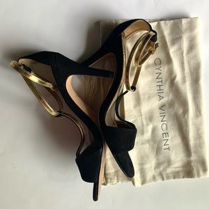 Beautiful black suede heels dust bag included